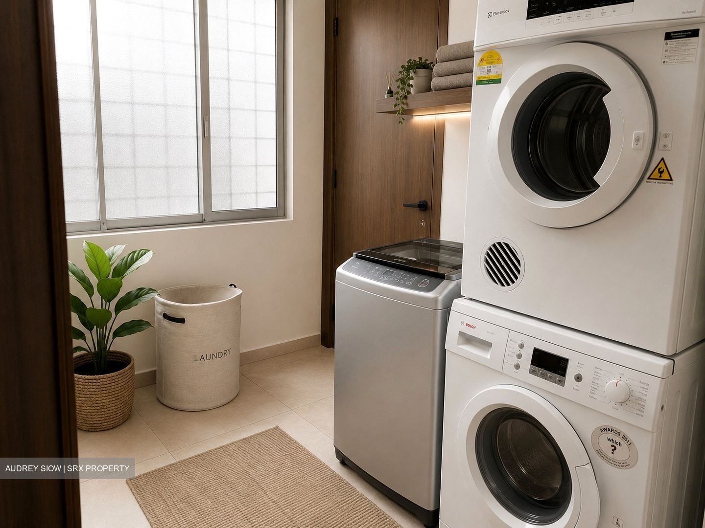 UE Square (D9), Apartment #557313491